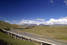 青藏铁路修建专用起重设备――飞鸽牌葫芦